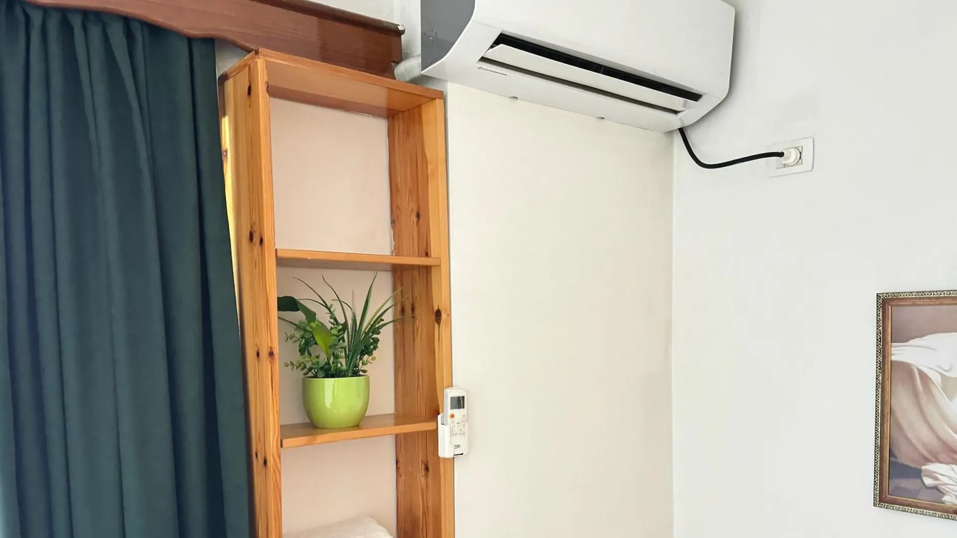 Studio Apartment Tirana 0*,